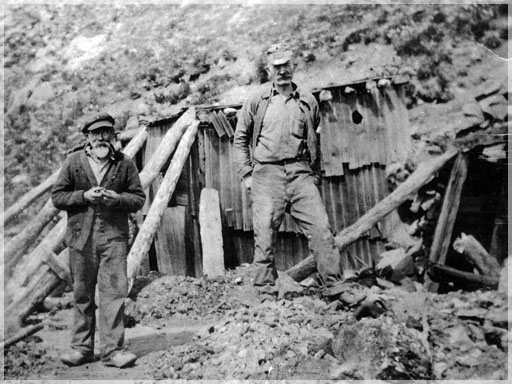 Turn of the century Ainsworth miners / King Solomon